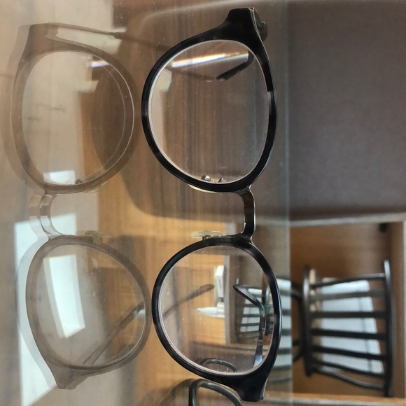 Titus prescription round tortoise glasses. - Picture 2 of 3
